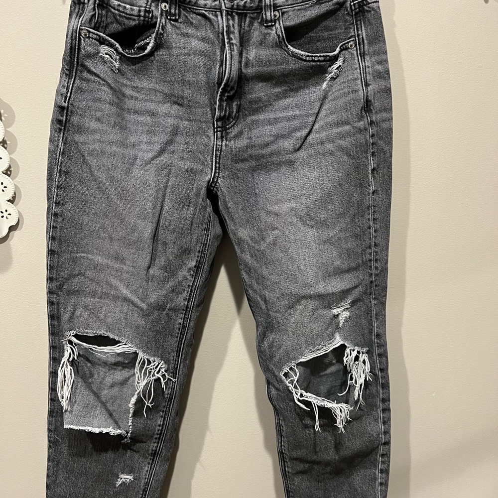 American Eagle Mom jeans